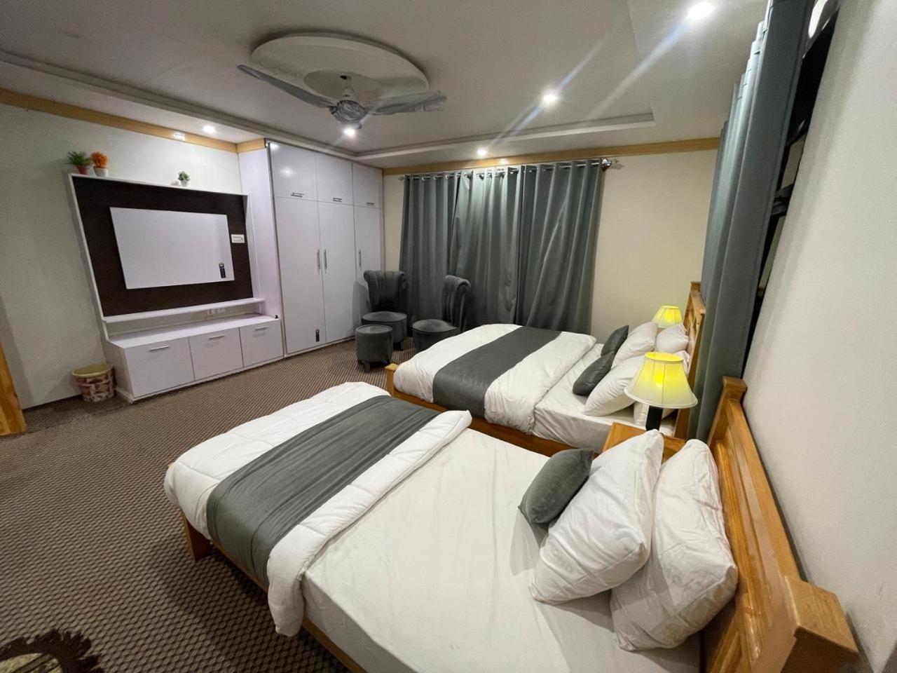 Skardu Saraye Hotel & Resort מראה חיצוני תמונה
