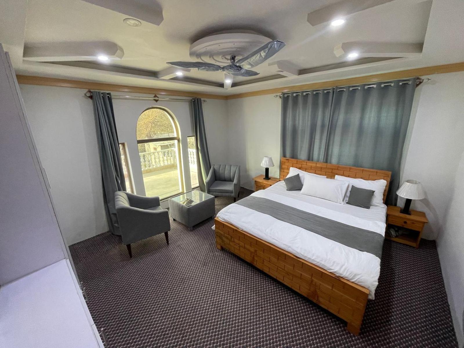 Skardu Saraye Hotel & Resort מראה חיצוני תמונה