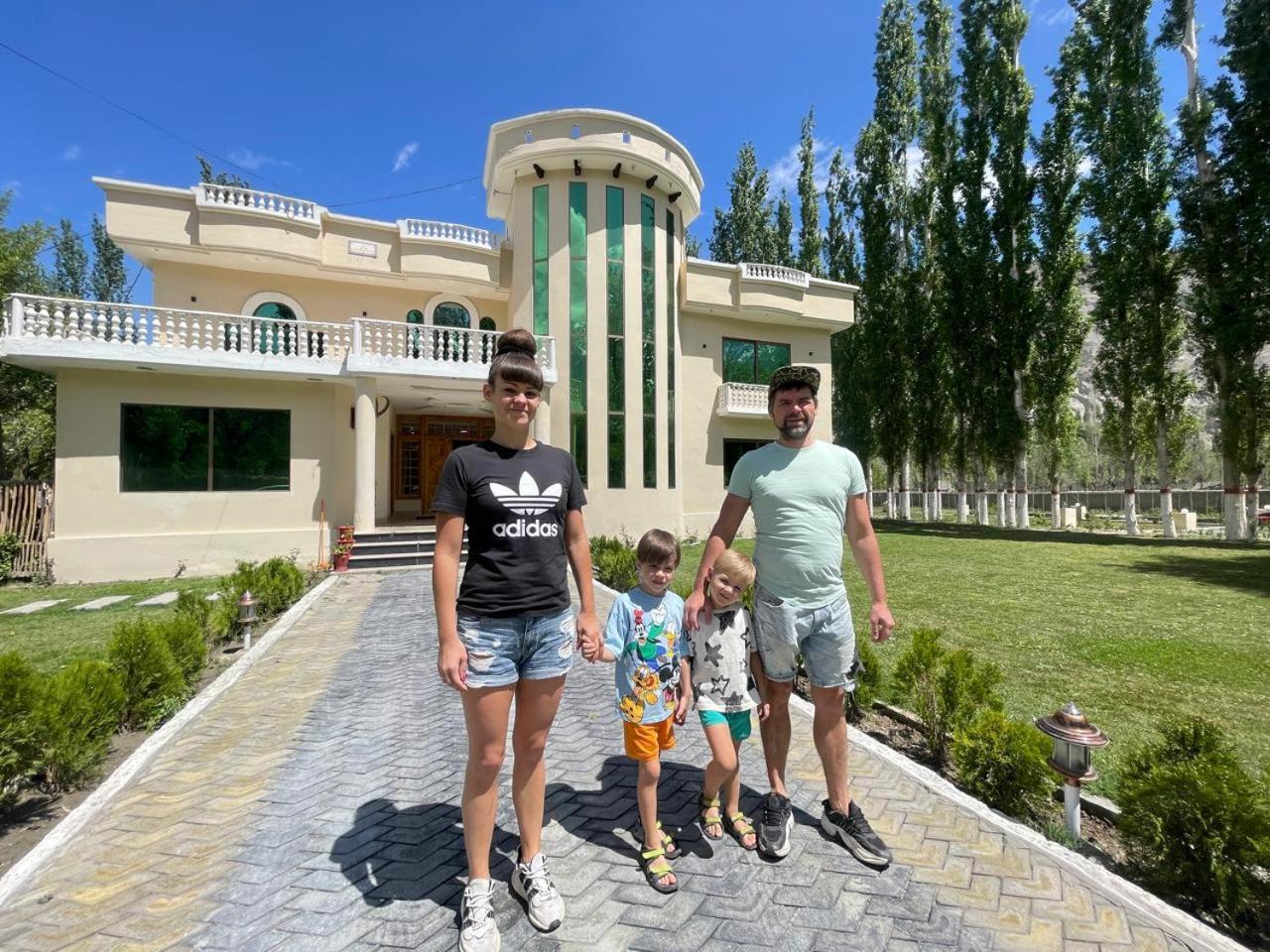 Skardu Saraye Hotel & Resort מראה חיצוני תמונה